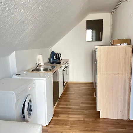 Messe Apartment In Laatzen Mit Kostenlosen Parkplaetz Hannover Buitenkant foto
