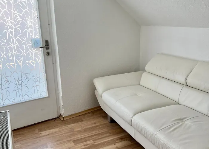Messe Apartment In Laatzen Mit Kostenlosen Parkplaetz