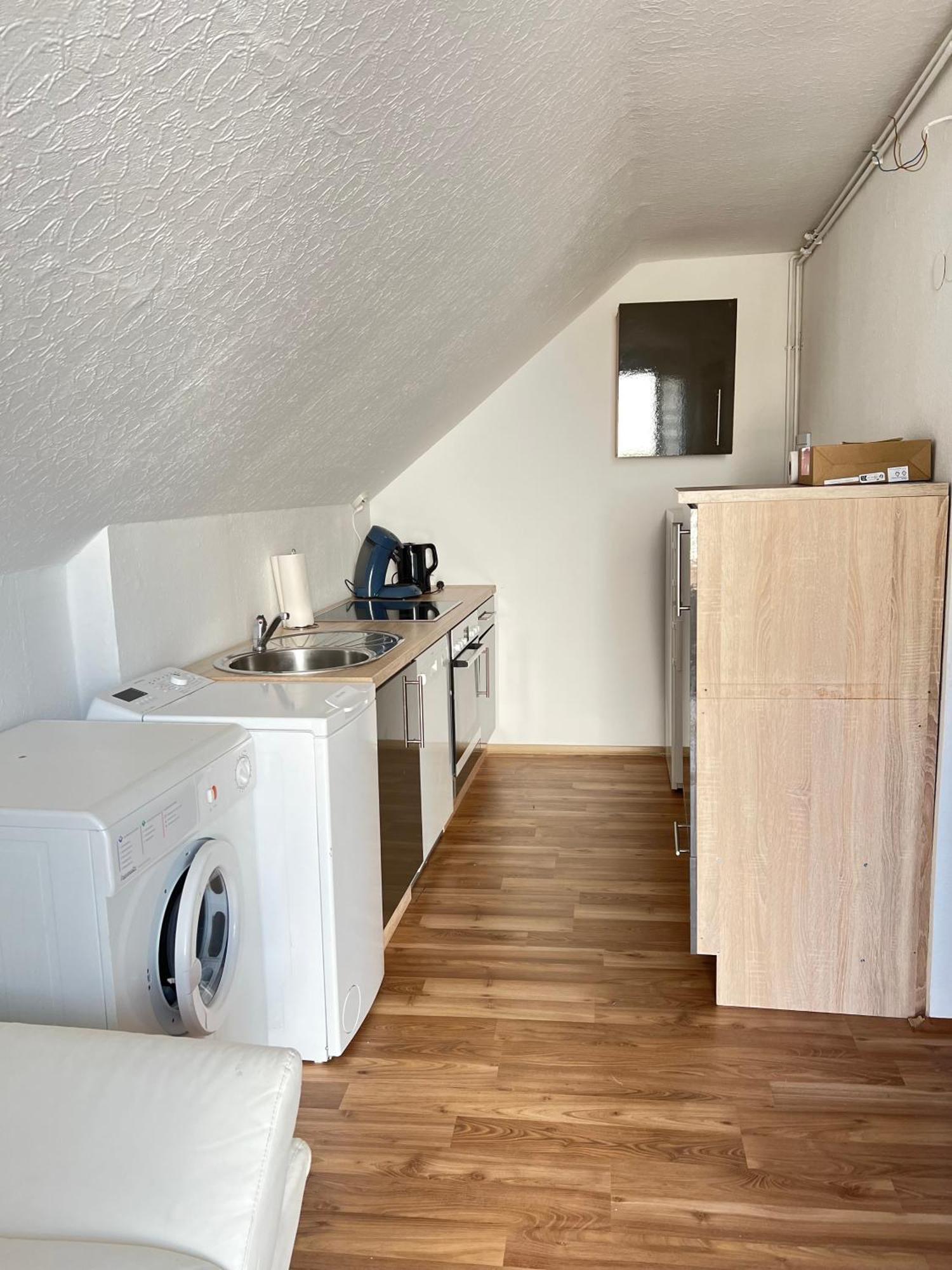 Messe In Laatzen Mit Kostenlosen Parkplaetz Apartment *